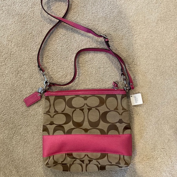Coach Purse - Picture 1 of 2